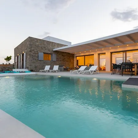 Luxury Mikonos Ferienhaus Kalafatis